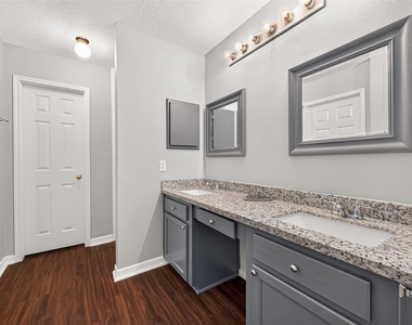 14418 Golden Cypress Lane - Photo Thumbnail 22