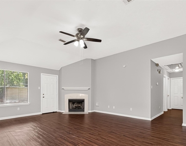 14418 Golden Cypress Lane - Photo Thumbnail 2