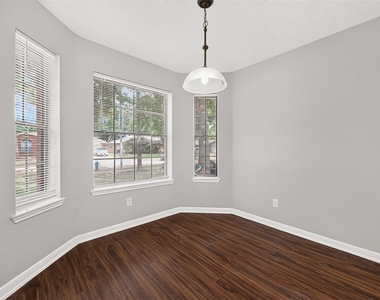14418 Golden Cypress Lane - Photo Thumbnail 12