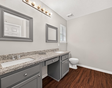 14418 Golden Cypress Lane - Photo Thumbnail 24