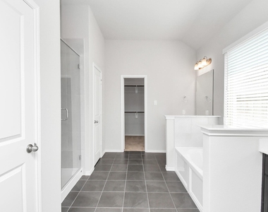 1242 Muscadine Hollow Lane - Photo Thumbnail 32