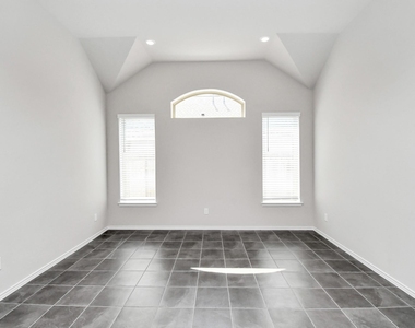 1242 Muscadine Hollow Lane - Photo Thumbnail 12