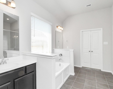 1242 Muscadine Hollow Lane - Photo Thumbnail 35