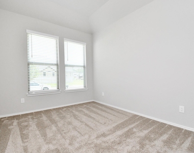 1242 Muscadine Hollow Lane - Photo Thumbnail 6