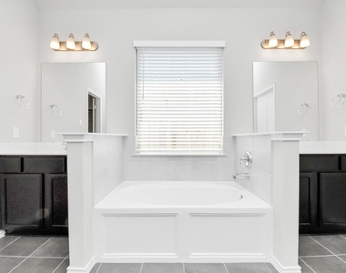 1242 Muscadine Hollow Lane - Photo Thumbnail 36