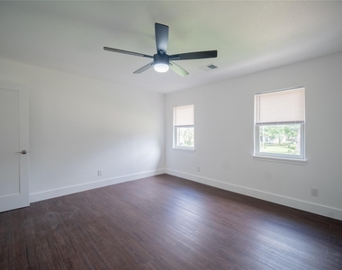 4815 Caris Street - Photo Thumbnail 40