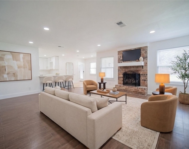 4815 Caris Street - Photo Thumbnail 17