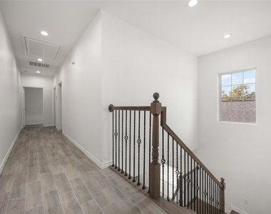 4406 Sterling Street - Photo Thumbnail 16