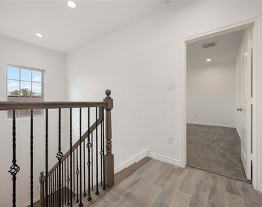 4406 Sterling Street - Photo Thumbnail 17