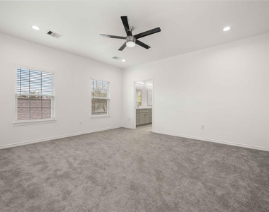 4406 Sterling Street - Photo Thumbnail 18