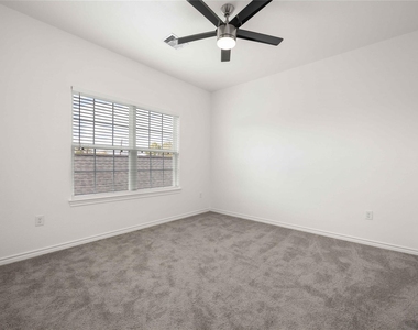 4406 Sterling Street - Photo Thumbnail 24