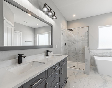 8475 Berry Brush Lane - Photo Thumbnail 19