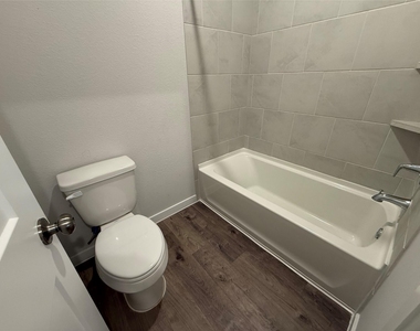 12519 Coastal Bend Way - Photo Thumbnail 22