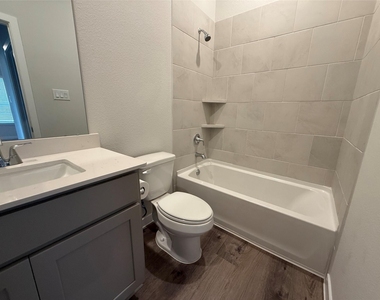 12519 Coastal Bend Way - Photo Thumbnail 16