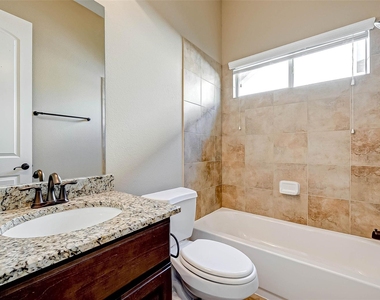 2914 Cotswold Lane - Photo Thumbnail 23