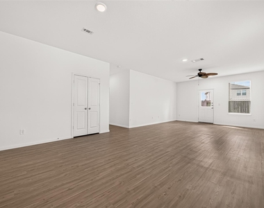 23511 Weir Box Road - Photo Thumbnail 3