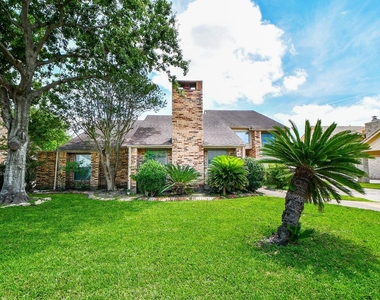 11907 Pepperdine Lane - Photo Thumbnail 1