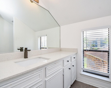 11907 Pepperdine Lane - Photo Thumbnail 20