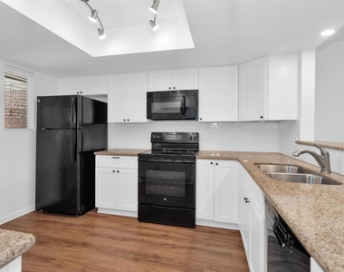 5005 Georgi Lane - Photo Thumbnail 9