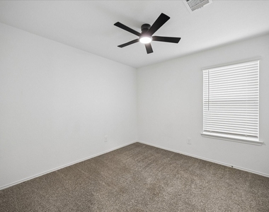 16691 Lonely Pines Drive - Photo Thumbnail 21