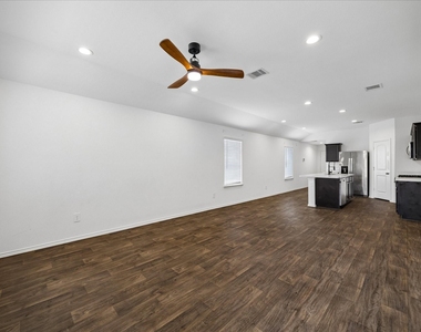 16691 Lonely Pines Drive - Photo Thumbnail 10