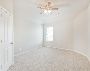 2934 Lawrence Park Court - Photo Thumbnail 32