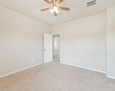 2934 Lawrence Park Court - Photo Thumbnail 27