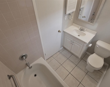 1018 Three Forks - Photo Thumbnail 10