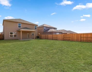 10807 Hickory Lane - Photo Thumbnail 1