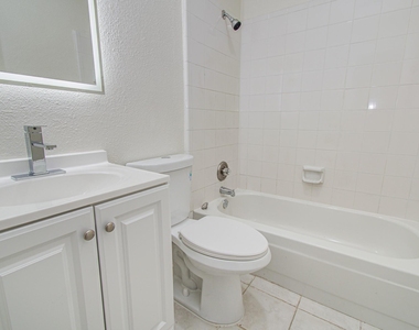 16963 Nevisway Street - Photo Thumbnail 20