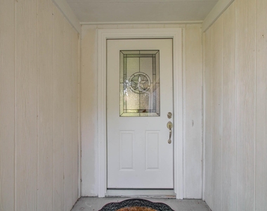 16963 Nevisway Street - Photo Thumbnail 6