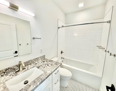 2102 Mechanic Street - Photo Thumbnail 13