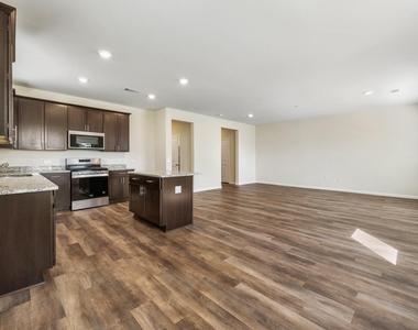 11751 Armadale Dr - Photo Thumbnail 3