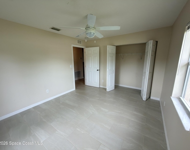 1620 Mason Terrace - Photo Thumbnail 4