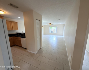 1620 Mason Terrace - Photo Thumbnail 11