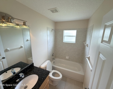 1620 Mason Terrace - Photo Thumbnail 7