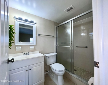3150 N Harbor City Boulevard - Photo Thumbnail 22