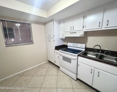 3150 N Harbor City Boulevard - Photo Thumbnail 4
