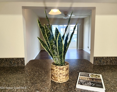 3150 N Harbor City Boulevard - Photo Thumbnail 5