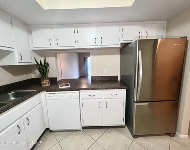 3150 N Harbor City Boulevard - Photo Thumbnail 3
