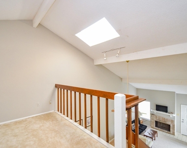 6211 Ludington Drive - Photo Thumbnail 25