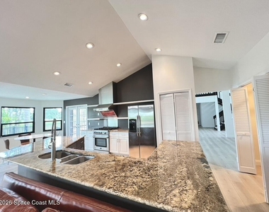 740 Kerry Downs Circle - Photo Thumbnail 6
