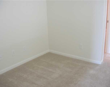 15918 Langhamwood Lane - Photo Thumbnail 8