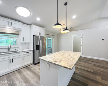 1342 Richwood Circle - Photo Thumbnail 11