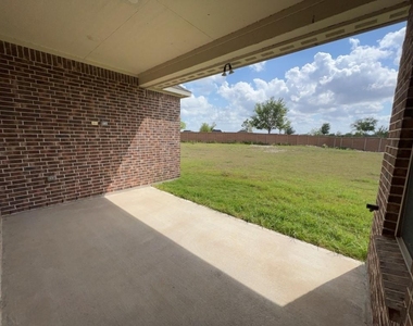 5602 Caracara Street - Photo Thumbnail 21