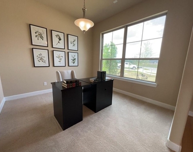 5602 Caracara Street - Photo Thumbnail 4