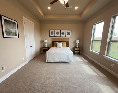 5602 Caracara Street - Photo Thumbnail 12