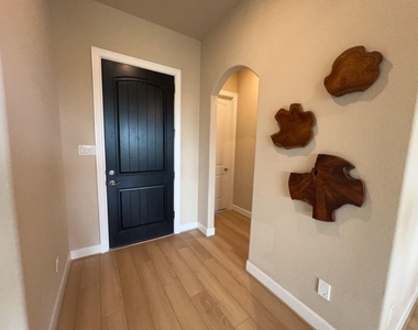 5602 Caracara Street - Photo Thumbnail 3