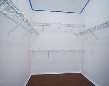 6415 Richland Hills Drive - Photo Thumbnail 14