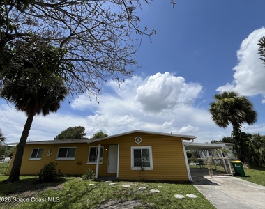 801 Hampton Way - Photo Thumbnail 19